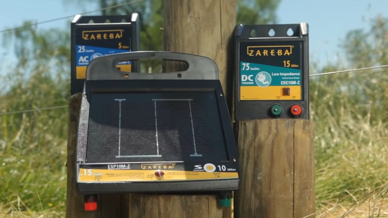 14 Best Solar Electric Fence Chargers 2023 Powered Electric Fence